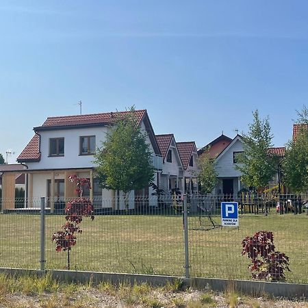 Morski Zakatek Apartamenty Rowy  Buitenkant foto